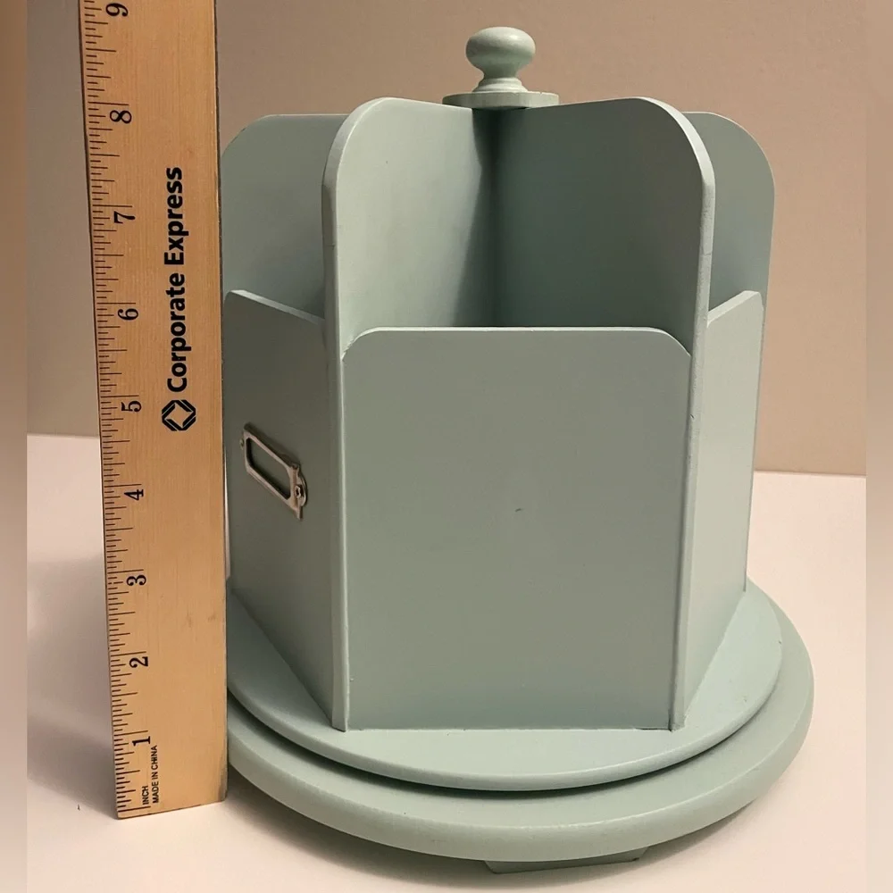 Wooden Rotating Organizer in Light Green